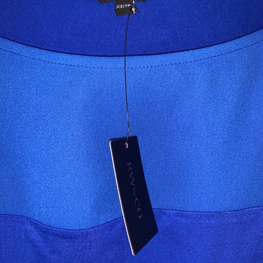 RW & Co Tank Top - Picture 3 of 6